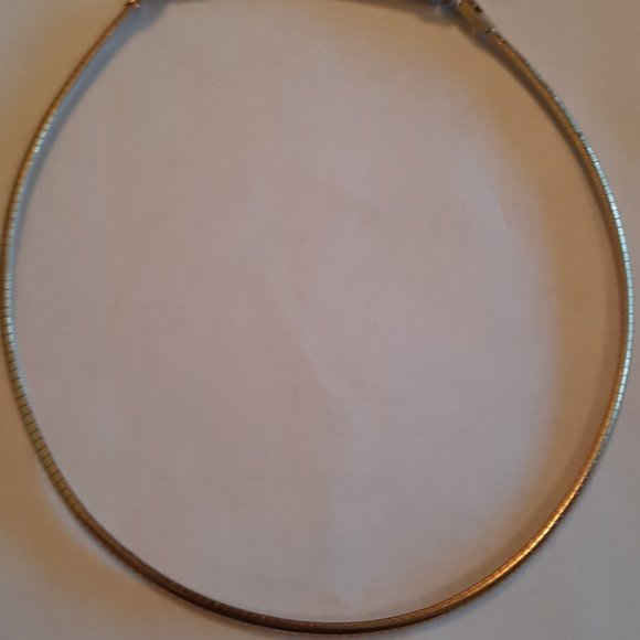 Vintage Avon Collarbone Necklace w/extension - Picture 8 of 10